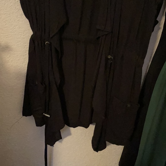 Drawstring Style Vest - Picture 2 of 4